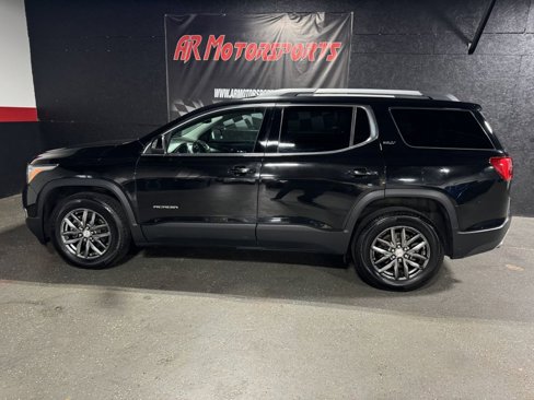 Used 2017 GMC Acadia SLT image 2