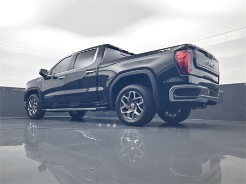 Used 2023 GMC Sierra 1500 SLT w/ SLT Premium Package image 27