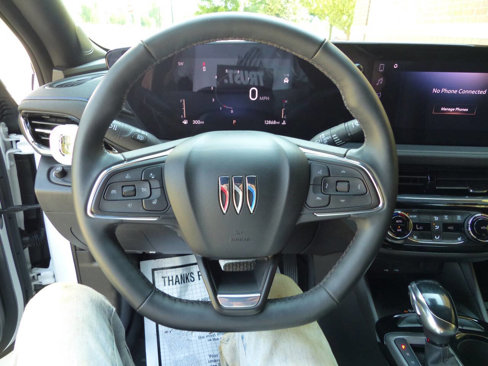 Used 2025 Buick Envista Sport Touring w/ Convenience I Package image 26