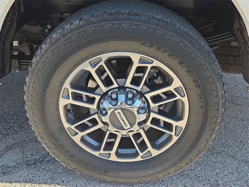 Used 2024 Ford F250 Limited image 20