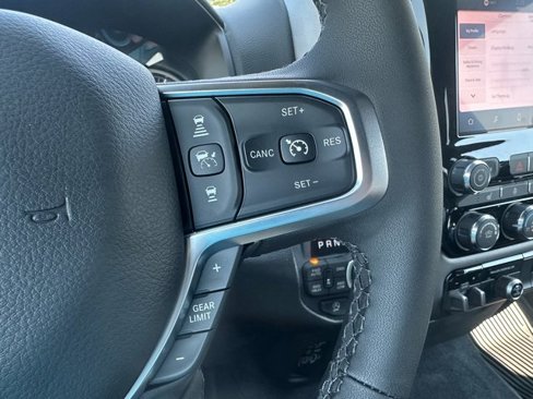 New 2026 RAM 1500 4x4 Crew Cab image 37