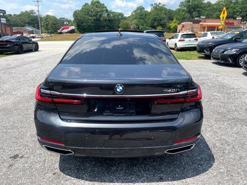 Used 2021 BMW 740i w/ Premium Package image 22