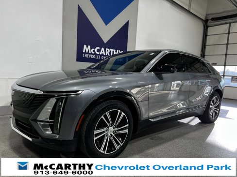 Used 2023 Cadillac Lyriq 2WD image 12