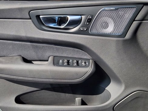 Certified 2026 Volvo XC60 T8 Polestar image 22