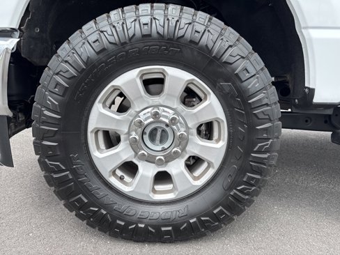 Used 2024 Ford F250 XLT image 14