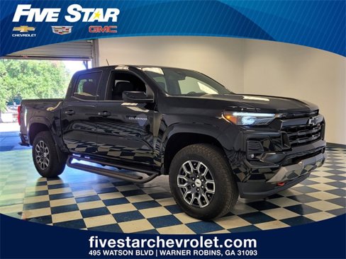 Used 2024 Chevrolet Colorado Z71 w/ Z71 Convenience Package 2 image 1