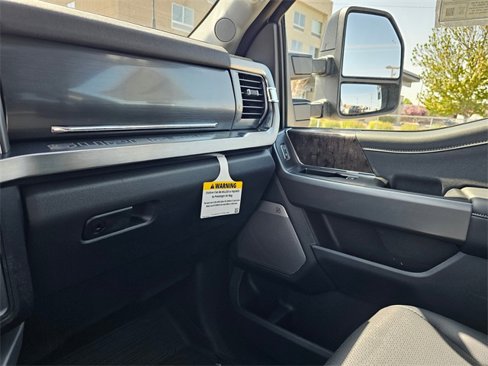 New 2025 Ford F250 Lariat w/ Lariat Ultimate Package image 26