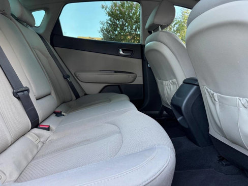 Used 2016 Kia Optima LX image 18
