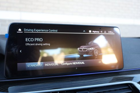 Used 2022 BMW 540i w/ M Sport Package image 42