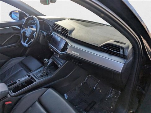 Used 2021 Audi Q3 2.0T Premium Plus w/ Premium Plus Package image 18