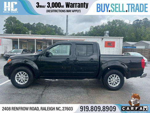 Used 2019 Nissan Frontier SV image 2
