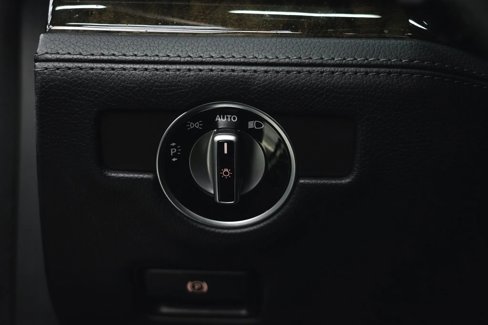 Used 2015 Mercedes-Benz SL 63 AMG image 60