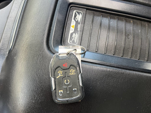 Used 2016 GMC Yukon XL SLT image 25