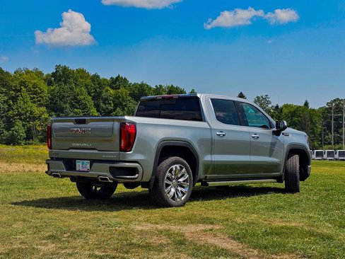 New 2026 GMC Sierra 1500 Denali w/ Denali Reserve Package image 4