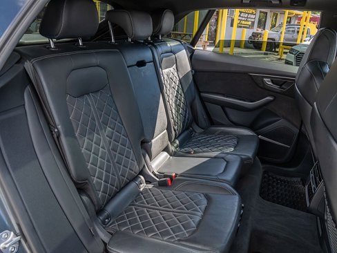 Used 2021 Audi SQ8 Premium Plus w/ SQ8 Black Optic Package image 26