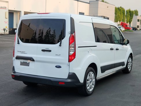 Used 2017 Ford Transit Connect XLT image 4
