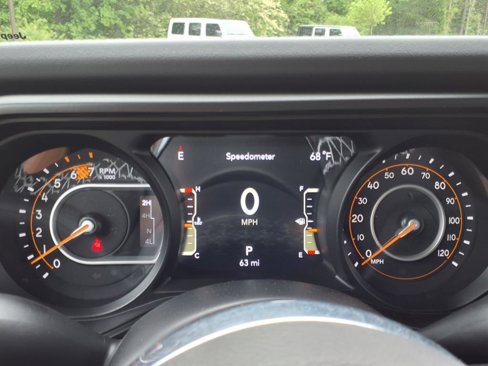 New 2025 Jeep Wrangler Sahara w/ Safety Group image 27