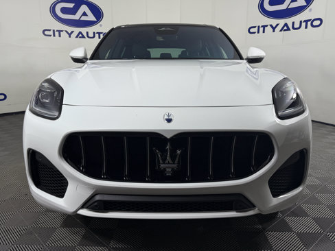 Used 2024 Maserati Grecale GT image 2