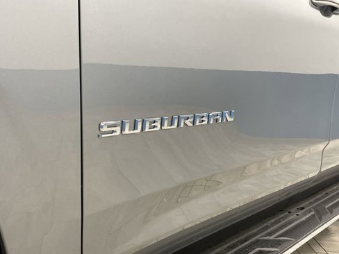 New 2025 Chevrolet Suburban Premier image 41