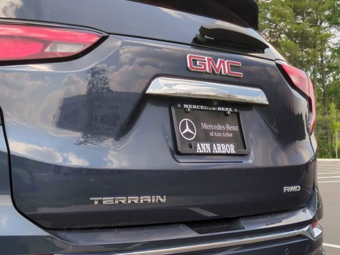 Used 2019 GMC Terrain Denali w/ LPO, Floor Liner Package image 13