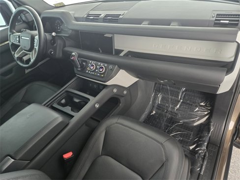 Certified 2024 Land Rover Defender 110 S image 18