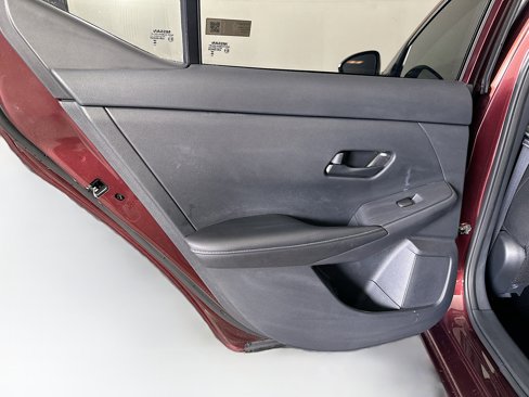 Used 2025 Nissan Sentra SV image 24