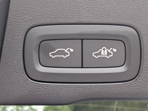 New 2026 Volvo XC60 B5 Plus w/ Protection Package Premier image 14