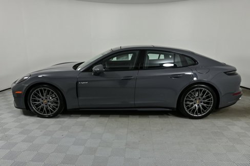New 2026 Porsche Panamera 4 E-Hybrid image 2