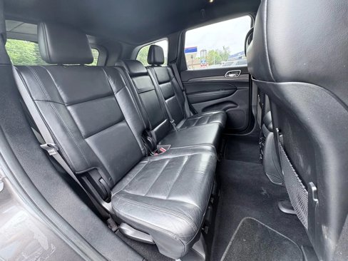 Used 2019 Jeep Grand Cherokee Limited image 19