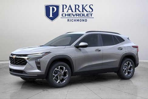 New 2025 Chevrolet Trax LT w/ LT Convenience Package image 2