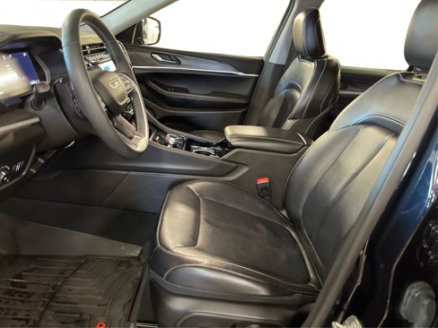 Certified 2023 Jeep Grand Cherokee L Limited image 23