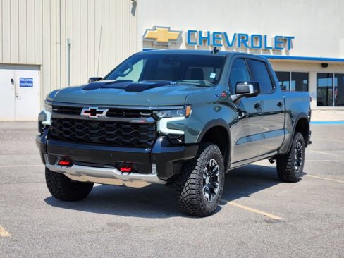 New 2025 Chevrolet Silverado 1500 ZR2 w/ Technology Package image 2