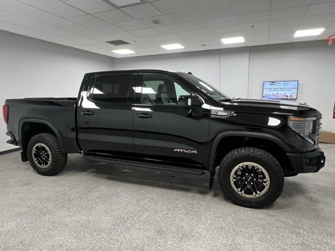 Used 2024 GMC Sierra 1500 AT4X image 15