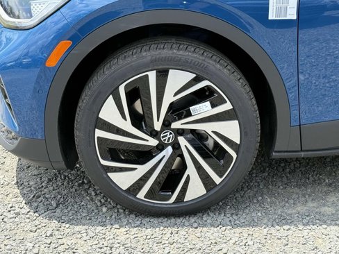 New 2025 Volkswagen ID.4 Pro S Plus image 8