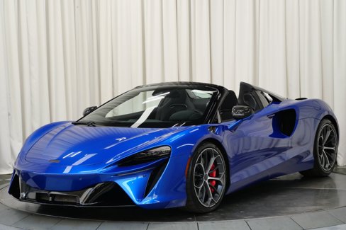 Used 2025 McLaren Artura Spider image 39