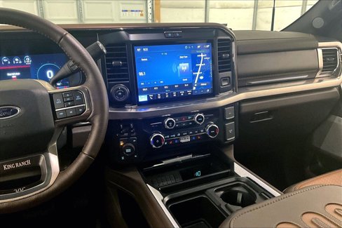 Used 2025 Ford F350 King Ranch image 6