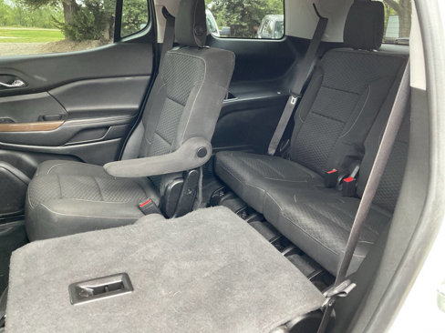 Used 2019 GMC Acadia SLE w/ Driver Alert Package I image 12