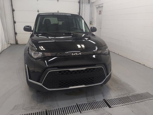 Used 2024 Kia Soul LX image 14