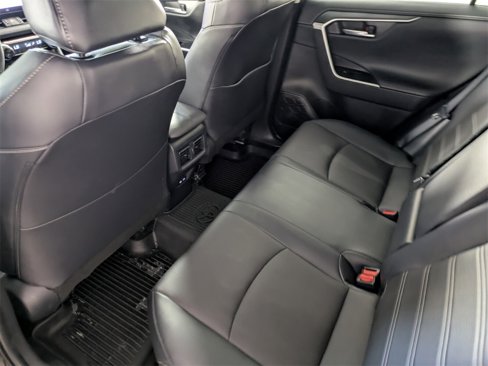 Used 2025 Toyota RAV4 Limited image 15