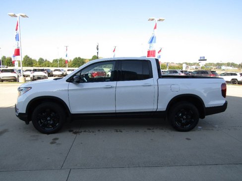 New 2026 Honda Ridgeline Black Edition image 8