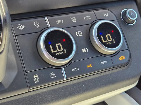 Used 2025 Land Rover Defender 110 S image 29