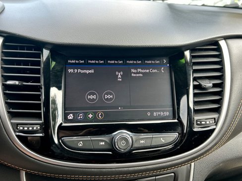 Certified 2022 Chevrolet Trax LT w/ LT Convenience Package image 14