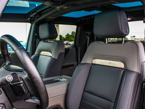 Used 2025 GMC Hummer EV 2X image 32