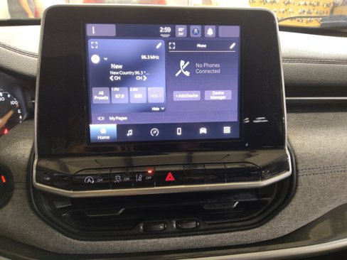 Used 2022 Jeep Compass Latitude w/ Sun and Sound Group image 25