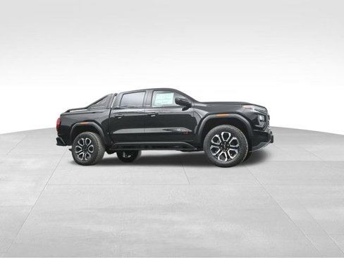 New 2025 GMC Canyon AT4 w/ Nightfall Edition image 39