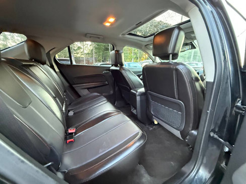 Used 2017 Chevrolet Equinox LT image 11