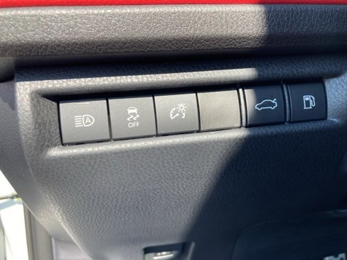 New 2026 Toyota Camry XLE image 18