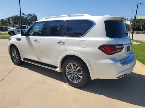 Used 2024 INFINITI QX80 Luxe image 3
