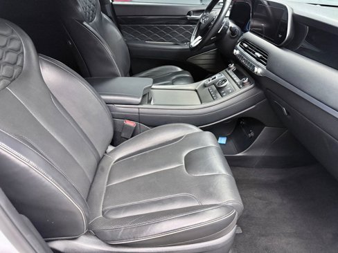 Used 2021 Hyundai Palisade Calligraphy image 12