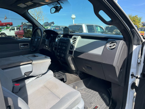 Used 2011 Ford F150 XLT w/ XLT Chrome Pkg image 12
